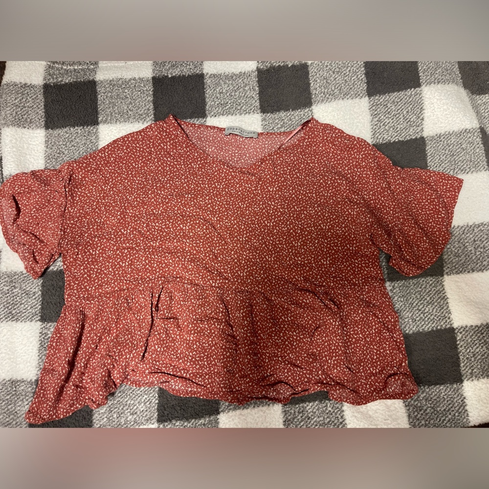 Paper Crane Women’s cropped blouse